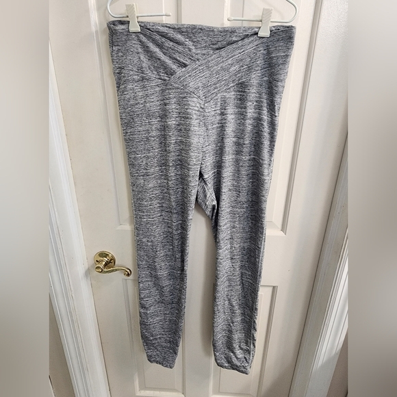 PINK Victoria's Secret Heathered Gray Leggings High Waisted Crossover Front XL - Picture 1 of 5